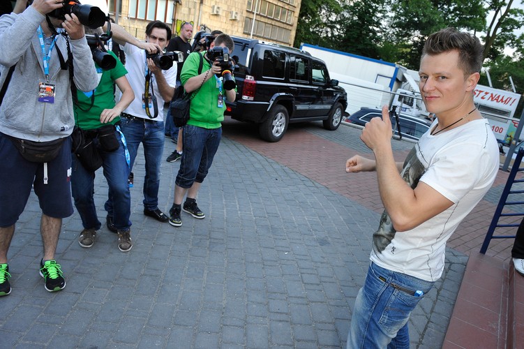 Rafał Brzozowski na festiwalu w Opolu