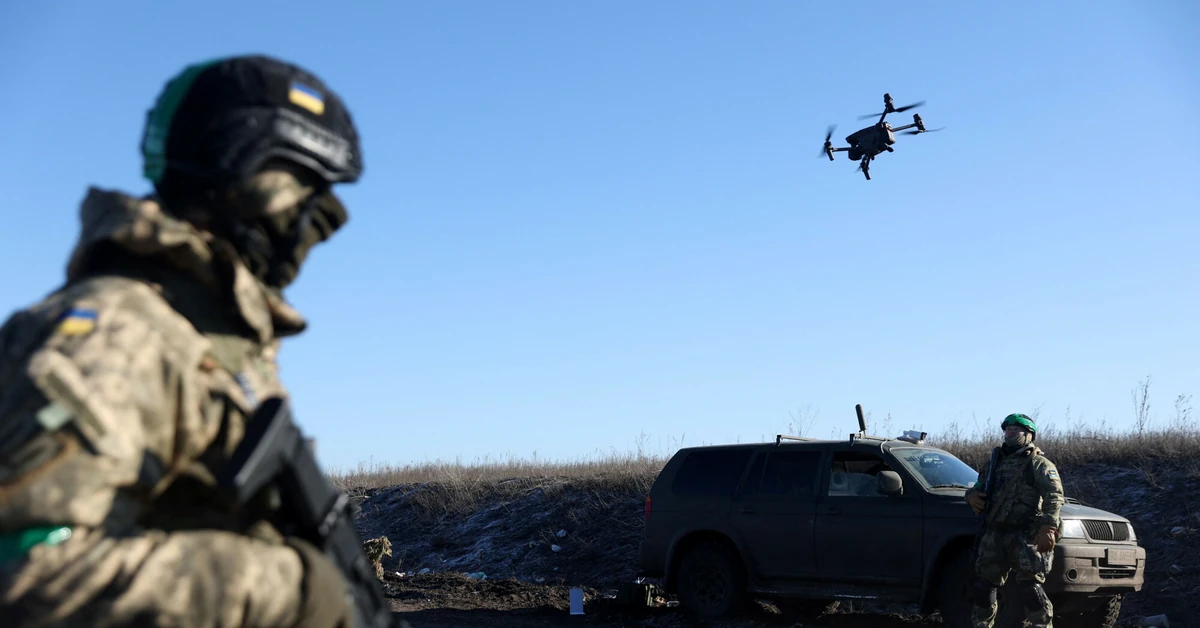 Wielki atak Ukrainy. Panika w Rosji, pożary, wstrzymane loty