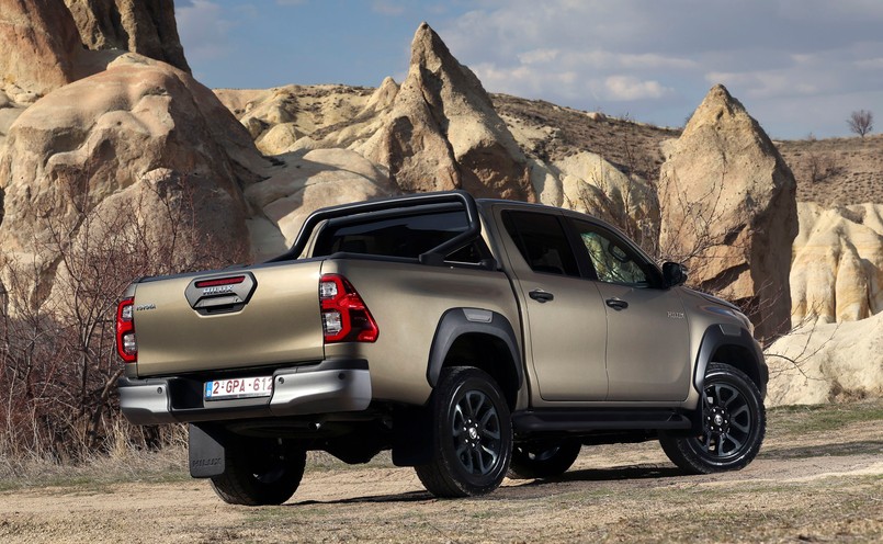 Nowa Toyota Hilux Mild Hybrid 48V