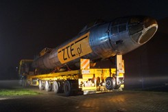 Nocny transport słynnego bombowca odrzutowego polskiej armii. Mamy ZDJĘCIA z operacji