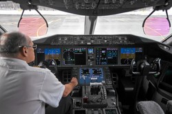 "10 godzin pod wiatr". Odwołane loty, uszkodzony dreamliner