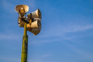 Syreny alarmowe w Lubartowie. Rząd dokładnie zbada powody ich użycia