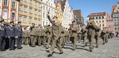 Żołnierze opanowali wrocławski Rynek