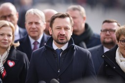 pensje prawie 40 tys. zł miesięcznie, do tego premie po 100 tys. zł. ujawnili zarobki w krakowskich spółkach