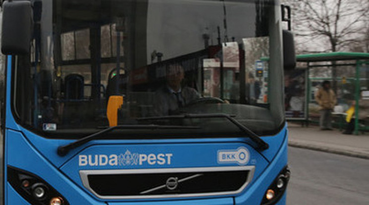 Vadonatúj autóbuszok álltak forgalomba Budapesten szeptember 1-én / Fotó: RAS-Archívum
