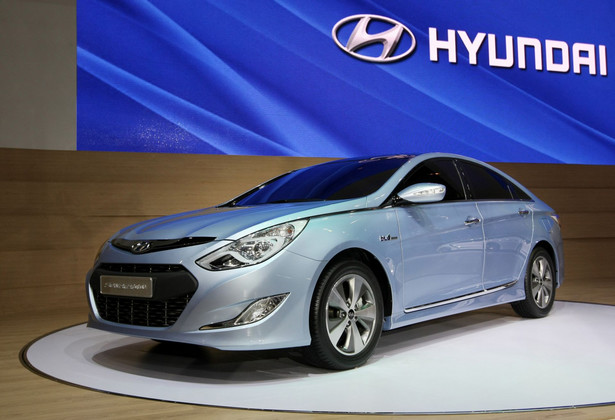 10. Hyundai Sonata Hybrid. Oszczędności wyniosły w ciagu 5 lat 319 dol.