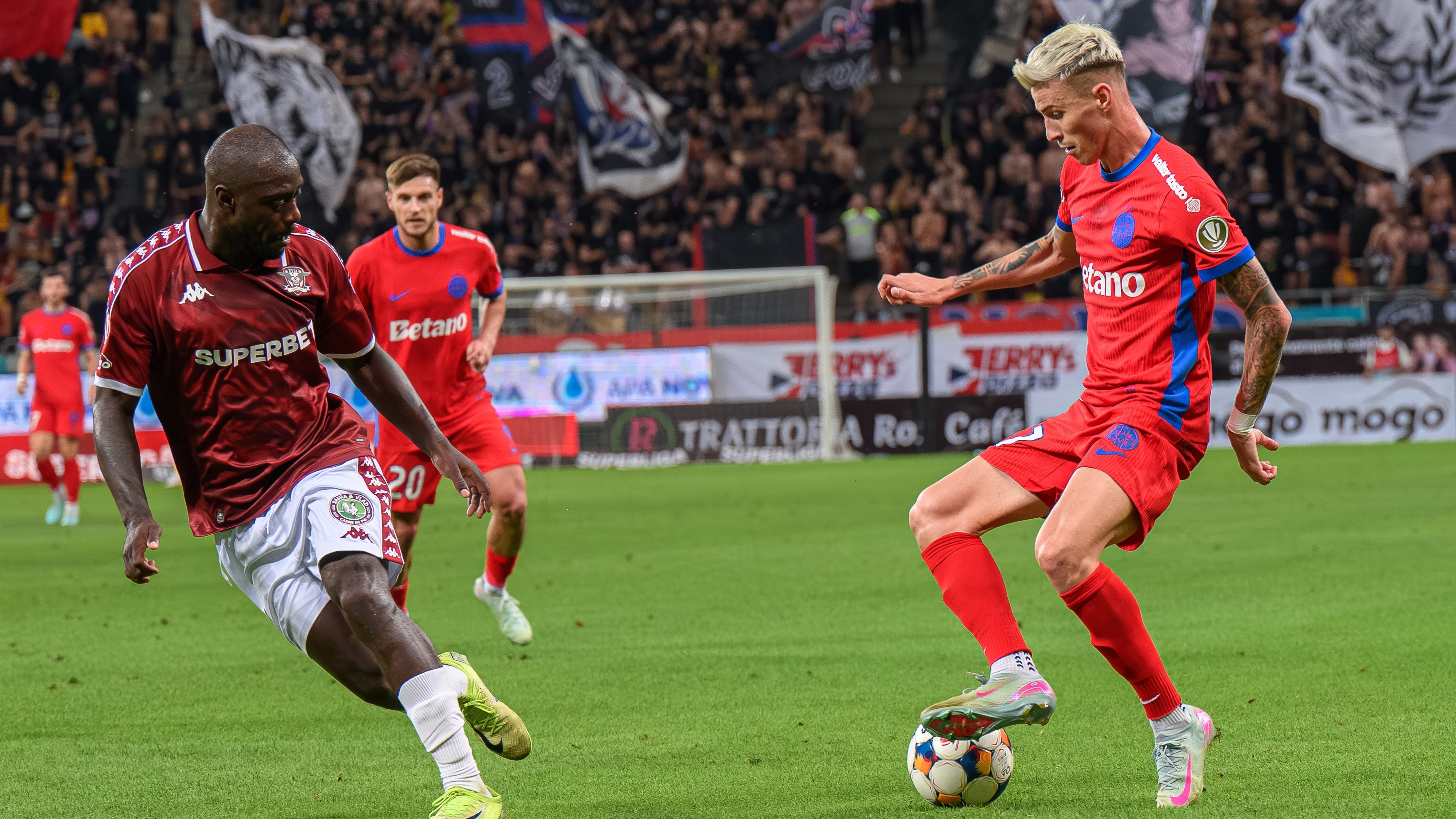 Cine transmite FCSB - Rapid la TV. La ce ora incepe derby-ul de pe Arena Națională