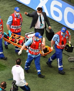 Euro 2020. Mario Fernandes w szpitalu z urazem rdzenia kręgowego