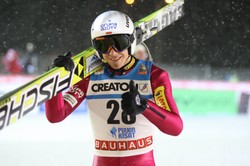 Żyła czwarty w kwalifikacjach. Stoch zrezygnował ze skoku