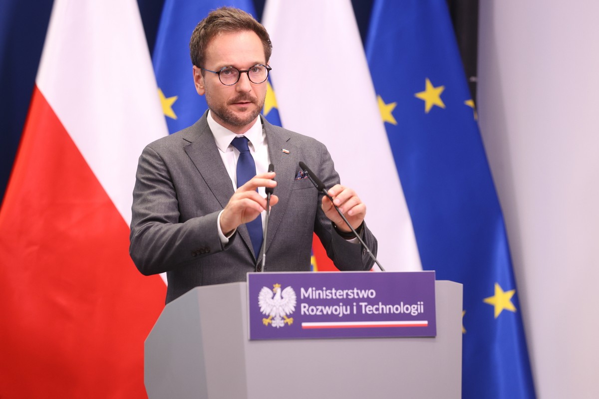 Minister rozwoju i technologii Waldemar Buda