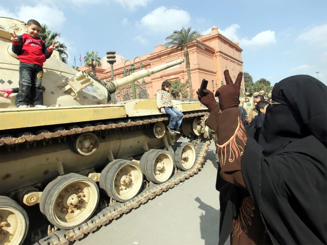 Egipt obudził się dziś w zupełnie nowej rzeczywistości