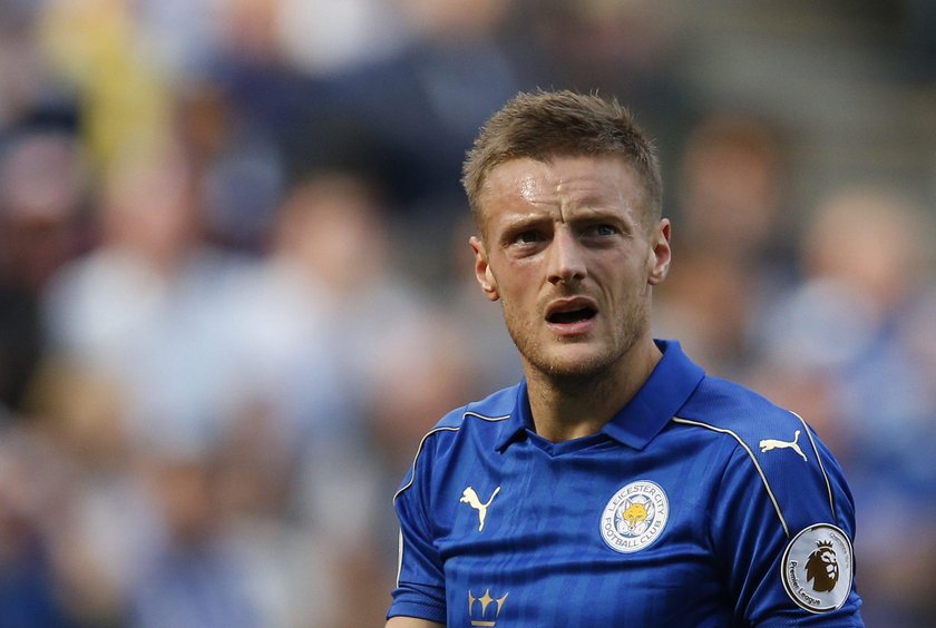 Jamie Vardy musiał się wyprowadzić. Piłkarz Leicester City i jego rodzina byli nękani przez łobuzów