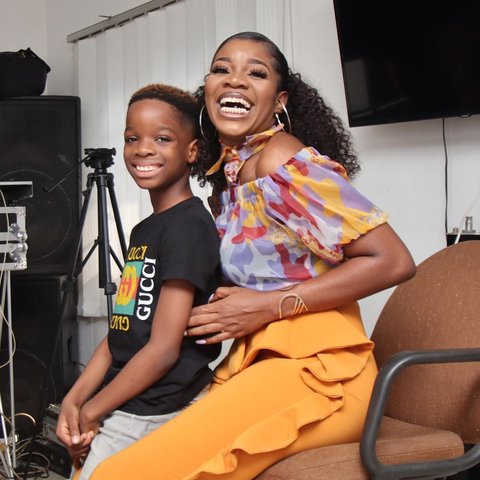 Shola Ogudu expresses shock at the photos being sent to her son. [Instagram/OOluwanishola]