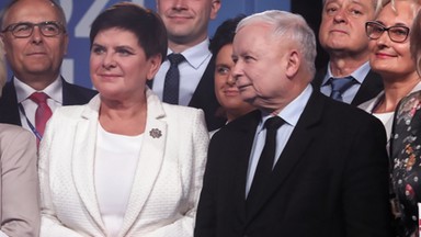 PiS chce pytać o wiek emerytalny w referendum. "Polityczna schizofrenia"