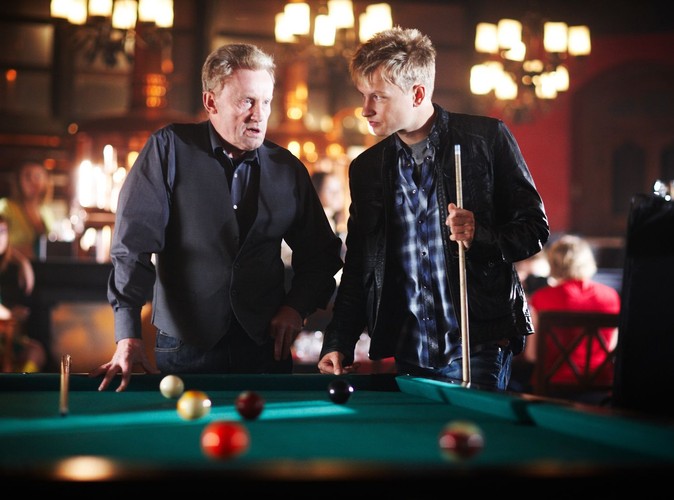 W „Komisarzu Aleksie”  zobaczymy także innych znakomitych polskich aktorów m.in. Daniela Olbrychskiego