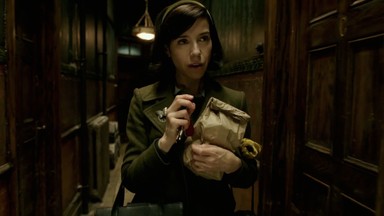 "The Shape of Water": Piękna i Bestia w czasach zimnej wojny [RECENZJA]