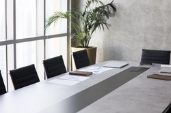 Pracownik nie przychodzi do pracy w okresie wypowiedzenia bez uzgodnienia tego z pracodawcą. Pracodawca nie wypłaci wynagrodzenia. Co jeszcze można zrobić