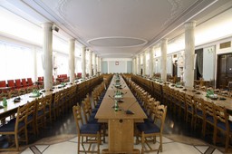 Projekt zmian w ustawach o ustroju sądów powszechnych i o SN trafił do komisji