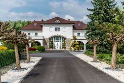 Kanclerz Kurz: Austriacki rząd chce wykupić teren byłego obozu koncentracyjnego Gusen