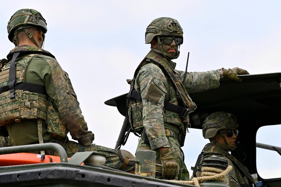 "KOD NAS ĆE BITI KAO U DUBAIJU I KIJEVU AKO TO NE URADIMO" Britanski general pozvao na hitno povećanje izdvajanja za oružane snage: Svet je postao OPASNIJI!