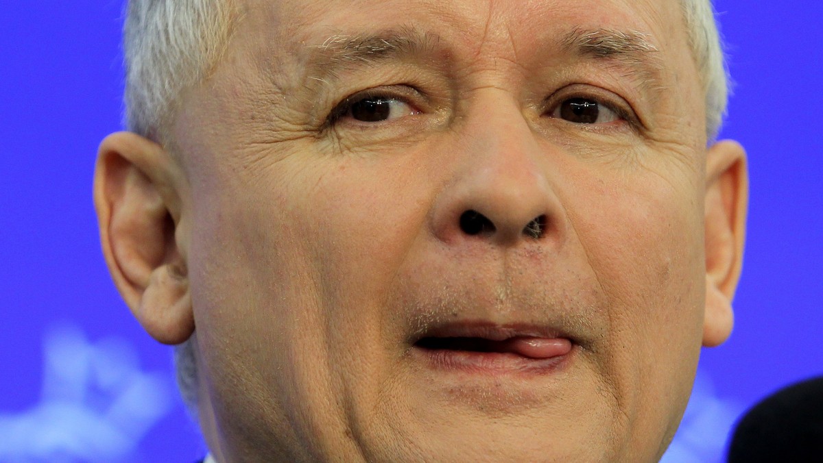 Jarosław Kaczyński zapowiedział, że jego partia chce, by Trybunał Konstytucyjny ponownie rozpatrzył skargę posłów PiS ws. zgodności Traktatu Lizbońskiego z konstytucją. Wypowiedź była komentarzem do oddalenia przez trybunał skargi senatorów PiS w tej samej sprawie.