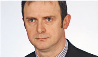 Czy postępowanie niezgodne z zakładowymi procedurami uzasadnia wypowiedzenie