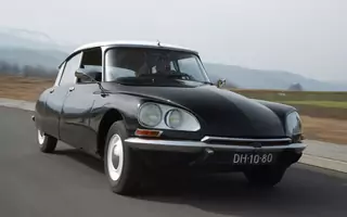 Citroën DS – bogini z Francji 