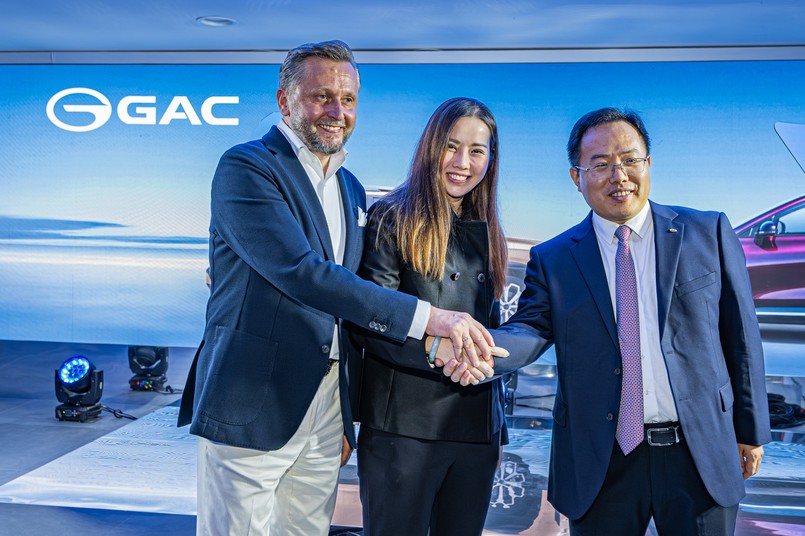 Otwarcie salonu pokazowego GAC w Polsce