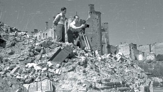 Prawda czasu, prawda ekranu. Oto jak Polska Kronika Filmowa przegrała z telewizją