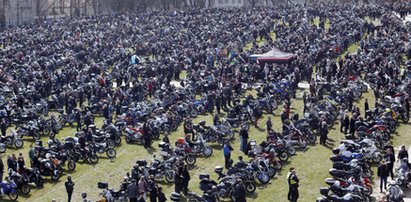 Pandemia koronawirusa, a na Jasnej Górze zlot motocyklistów. Organizatorzy komentują