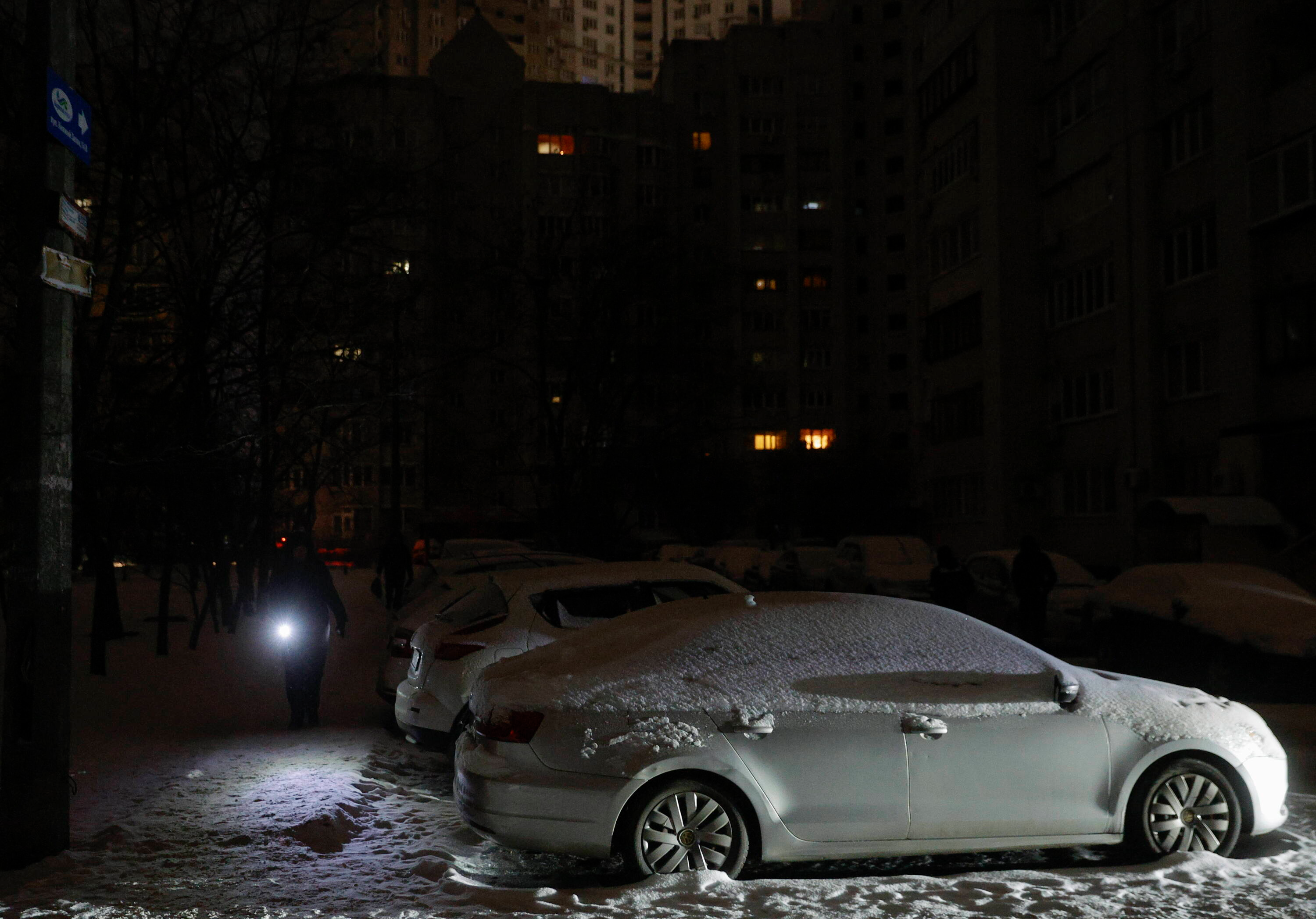 Krzywy Róg: 45 000 abonentów bez prądu, setki domów bez ogrzewania