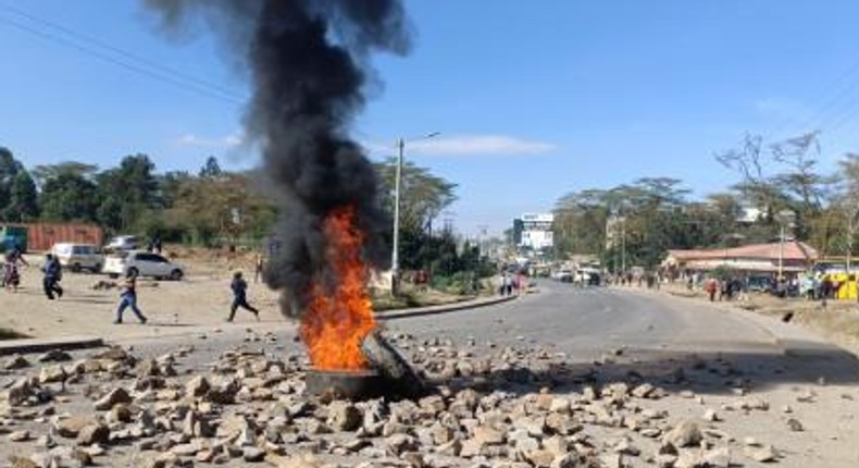 Major Highway blocked as matatu saccos clash 