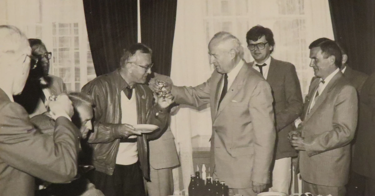 Skandalista od "Pana Samochodzika". Pisał porno, nabroił w Moskwie i donosił SB