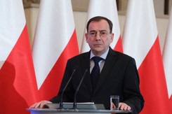 Po cichu i bez szumu. Tak Mariusz Kamiński buduje swoje imperium [KOMENTARZ]