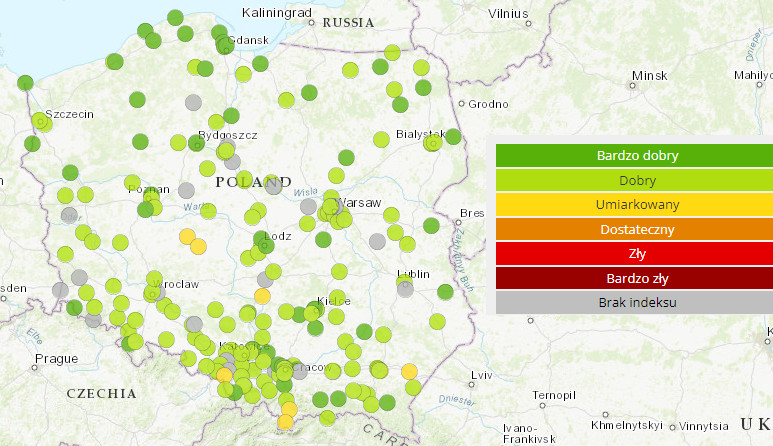 Jakość powietrza w Polsce w poniedziałkowe przedpołudnie.