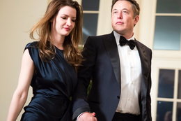 The relationship history of Elon Musk, who says he must be in love to be happy