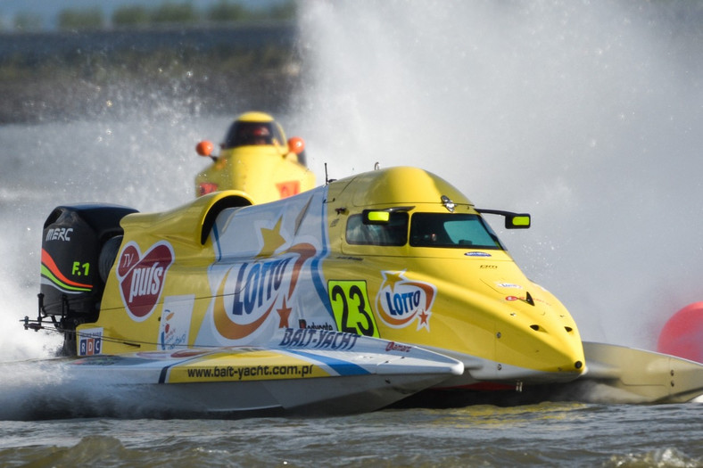 F1H2O - bolid Bartłomieja Marszałka