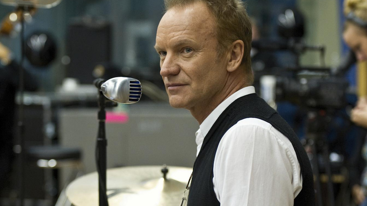 Płyta z największymi przebojami Stinga w nowych, orkiestrowych aranżacjach już w sklepach. Sprawdź szczegóły!