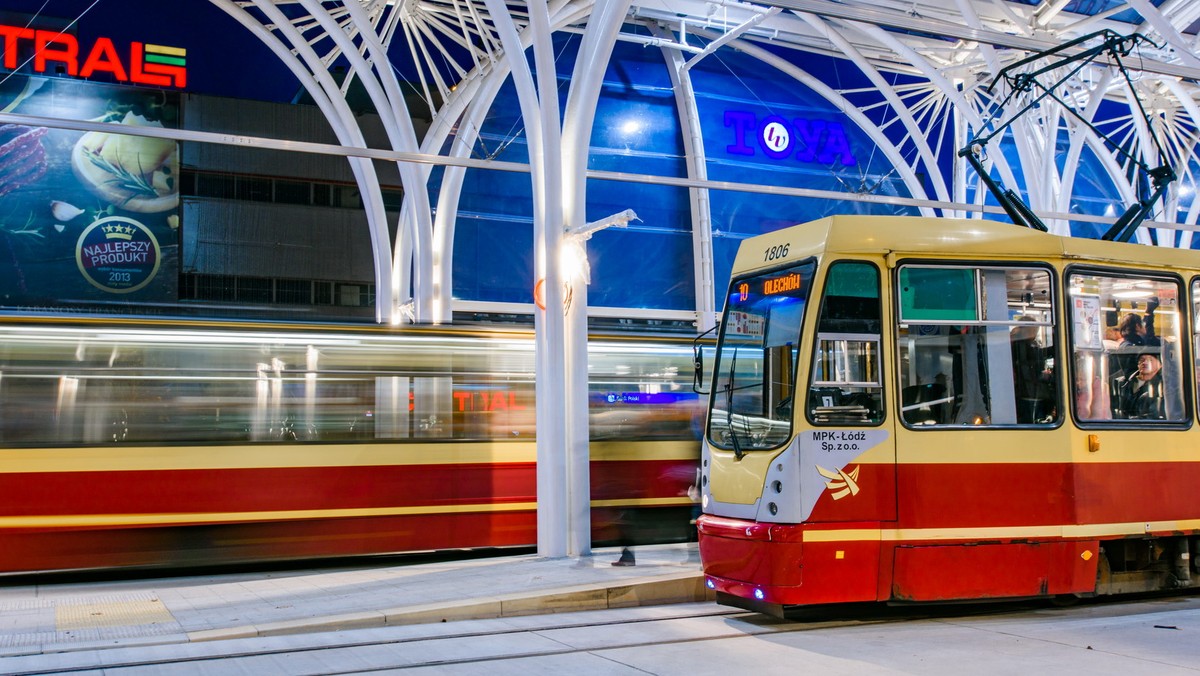 Po wprowadzonej w kwietniu rewolucji w kursowaniu autobusów i tramwajów, miasto podtrzymuje swoje dotychczasowe założenia. Priorytet na miejskich trasach będą nadal mieć tramwaje, jako jedyna alternatywa dla rosnącego z roku na rok ruchu samochodowego.