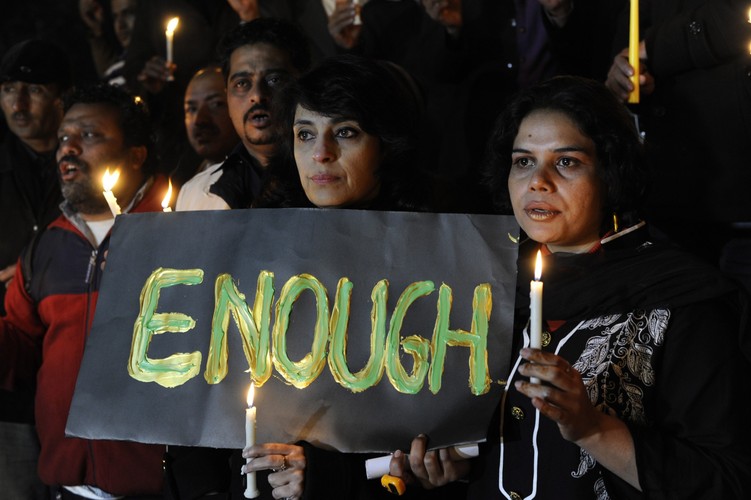 Modlitwa za ofiary ataku na szkołę w Peszawarze