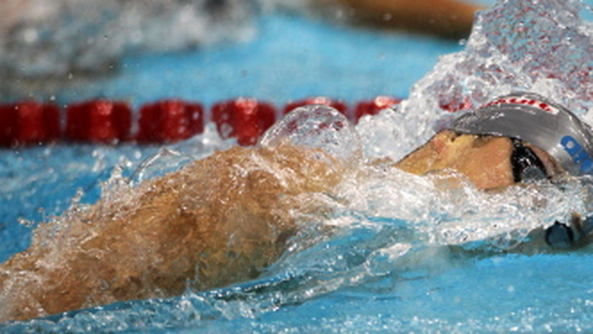 Rosyjska sztafeta w składzie Nikita Łobincew, Daniła Izotow, Jewgienij Łagunow i Aleksander Suchorukow ustanowiła rekord świata (6.49,04) i zdobyła złoty medal w wyścigu 4x200 stylem dowolnym rozegranym podczas mistrzostw świata w pływaniu w Dubaju.