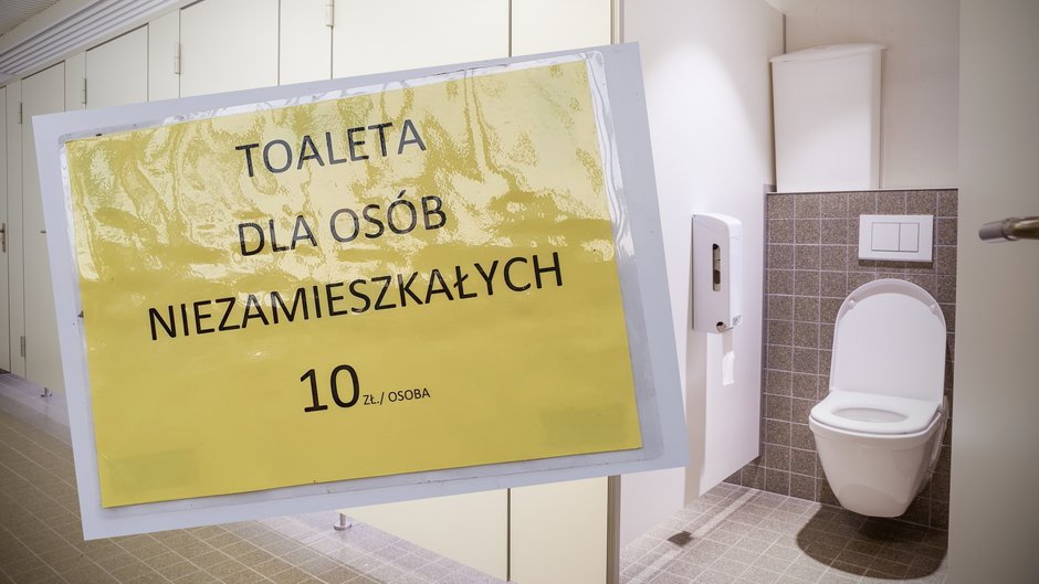 "Toaleta grozy" czyli, ile może kosztować skorzystanie z ubikacji na kempingu