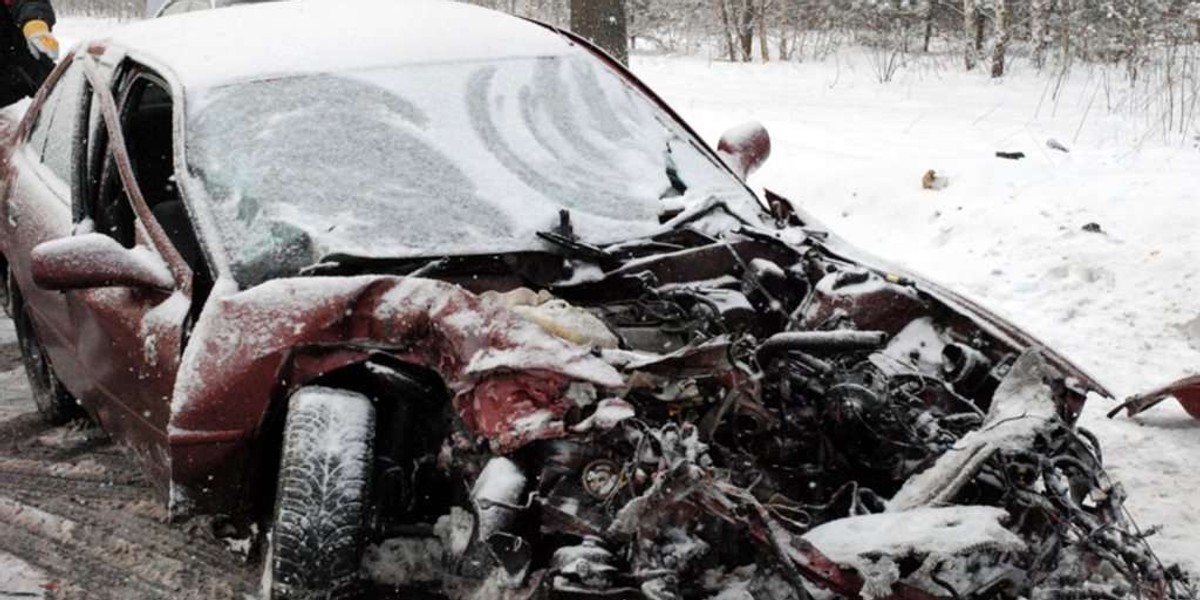 Z toyoty został wrak. Kolejna śmierć na drodze! FOTO