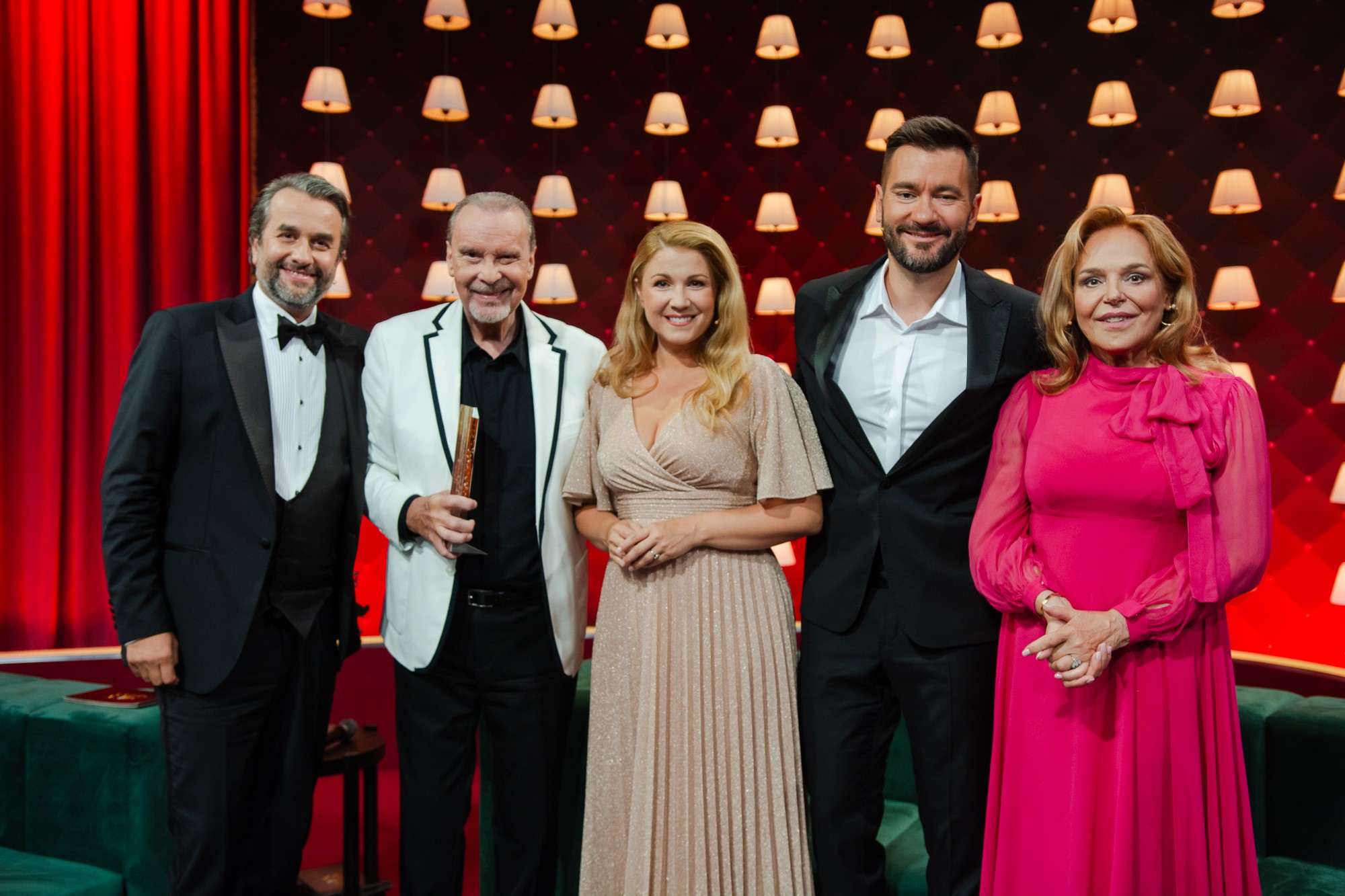 Vlado Kobielsky, operný spevák Štefan Margita, herečka Dagmar Havlová, spevák Marek Ztracený a operná speváčka Kateřina Kněžíková.