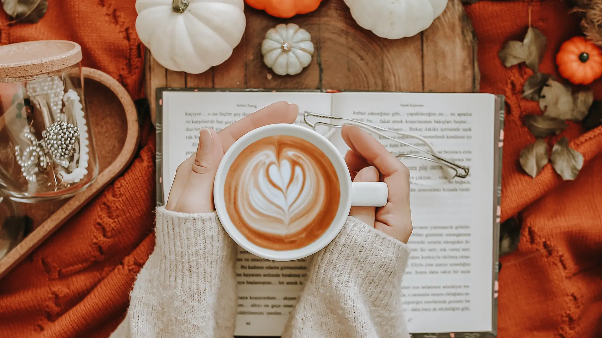 Pumpkin spice latte. Przepis na jesienną kawę z dynią