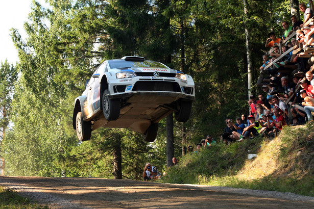 Ogier rajdowym mistrzem świata. Kubica prowadzi w klasie WRC2