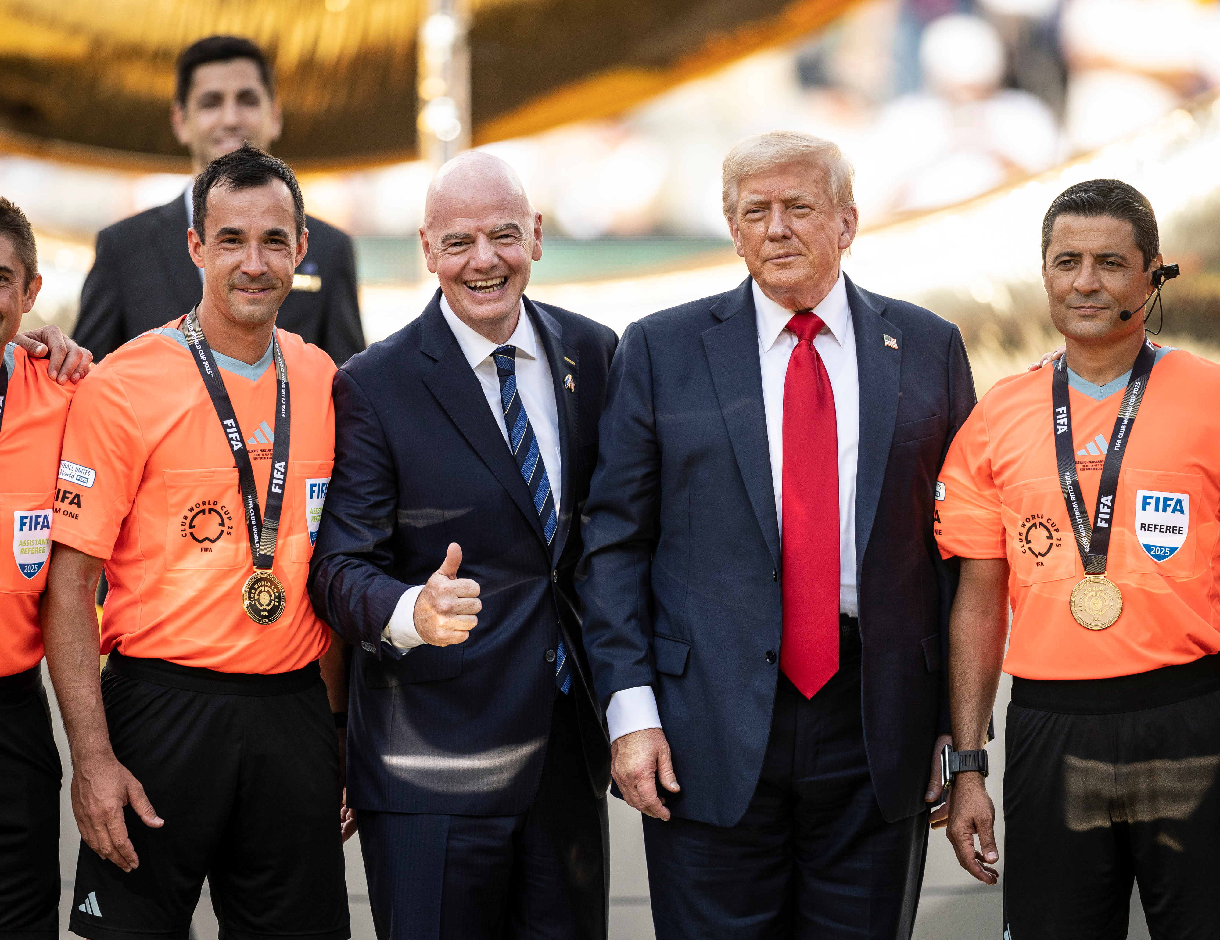 Trump fischiato allo stadio durante finale Chelsea-PSG