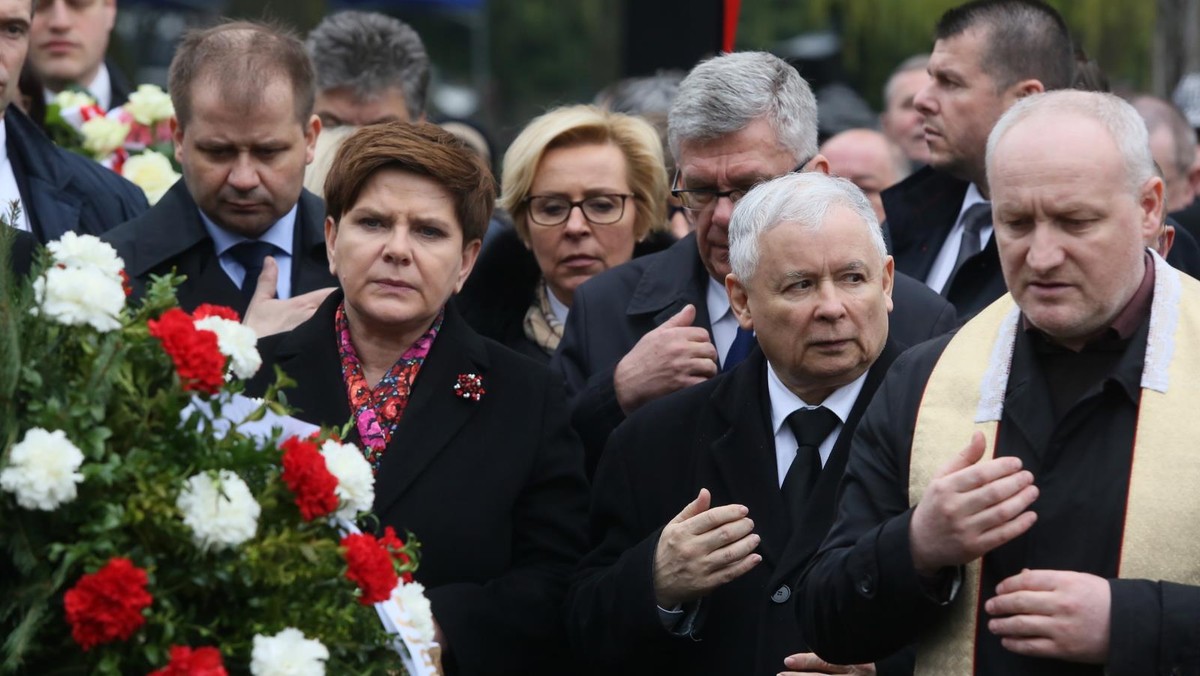 smoleńsk katastrofa rocznica Beata Szydło, Jadwiga Wiśniewska, Stanisław Karczewski, Jarosław Kaczyński