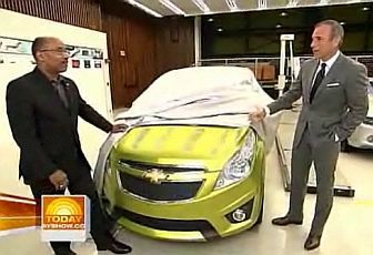 Tajemniczy maluch chevroleta na wideo