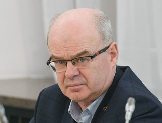 Gen. Skrzypczak: Liczę, że MON nie zacznie budować dróg [ROZMOWA]